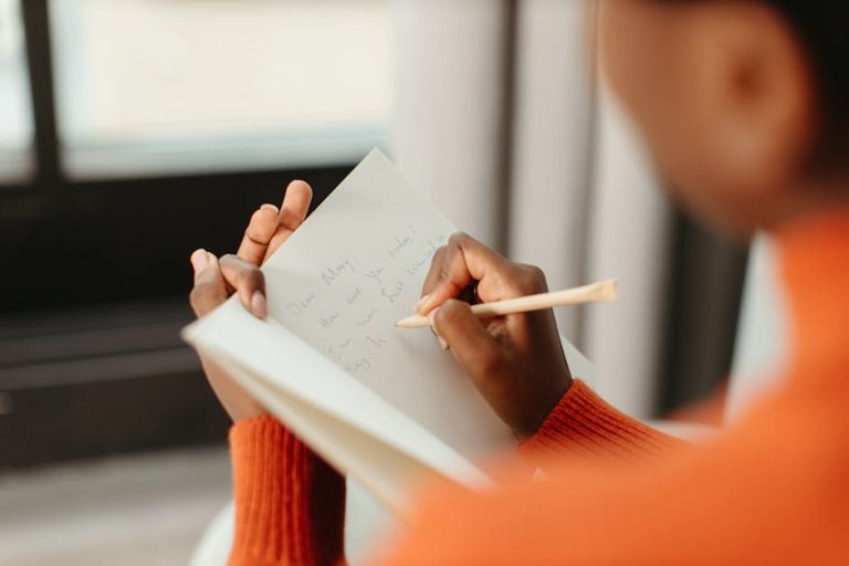 Best journaling prompts for financial clarity
