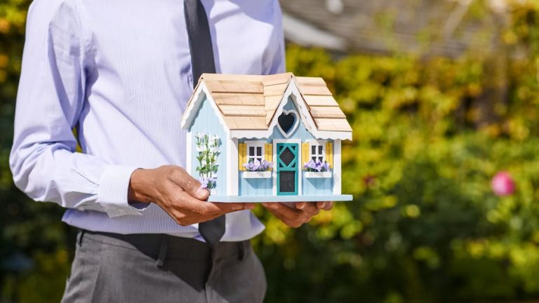 Best downsizing guides for homeowners