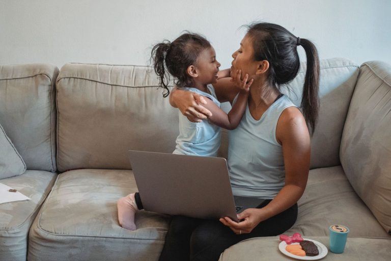 Featured image for Monthly Budget for Single Moms: A Step-by-Step System That Works on One Income - focus on Monthly budget for single moms