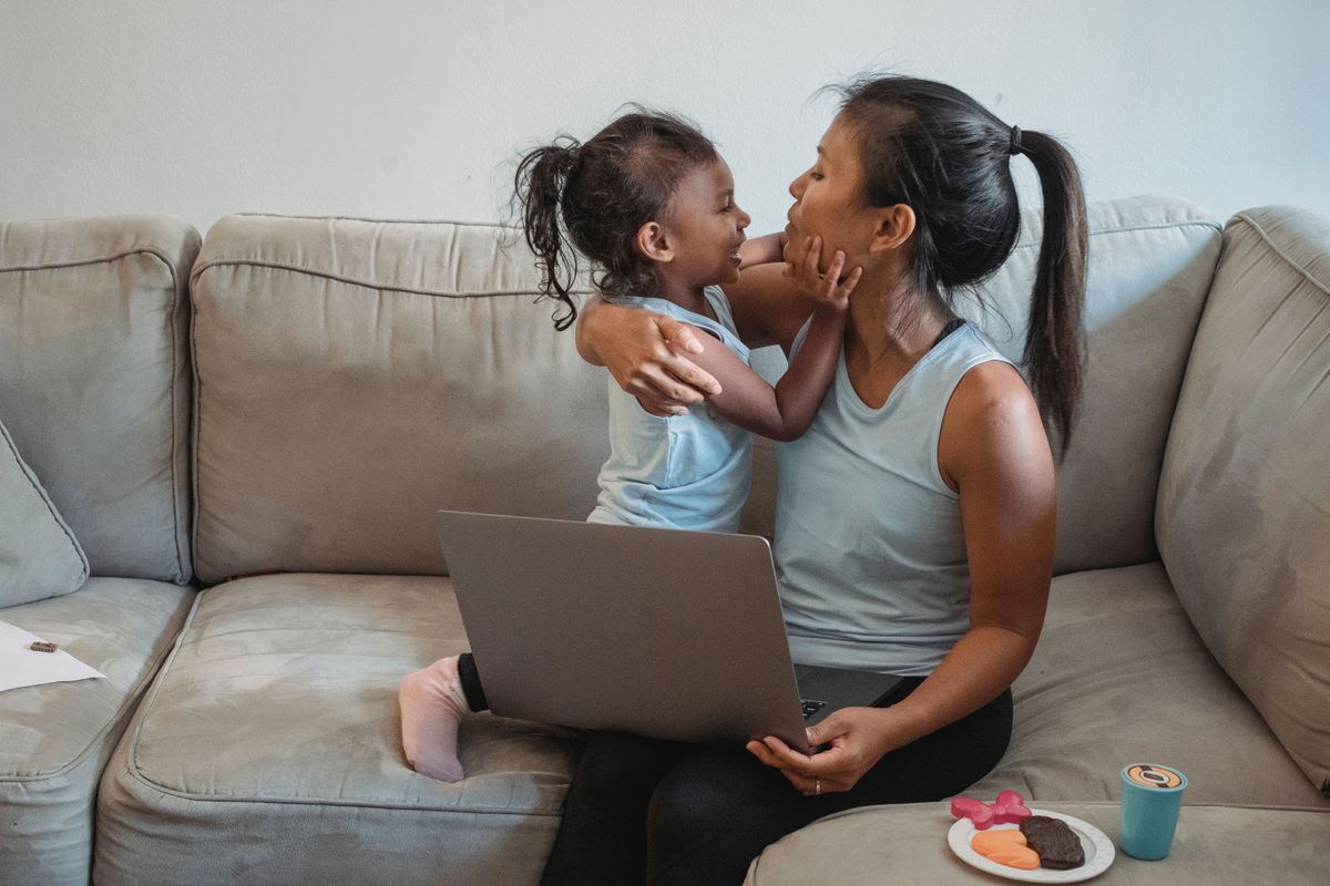 Featured image for Monthly Budget for Single Moms: A Step-by-Step System That Works on One Income - focus on Monthly budget for single moms