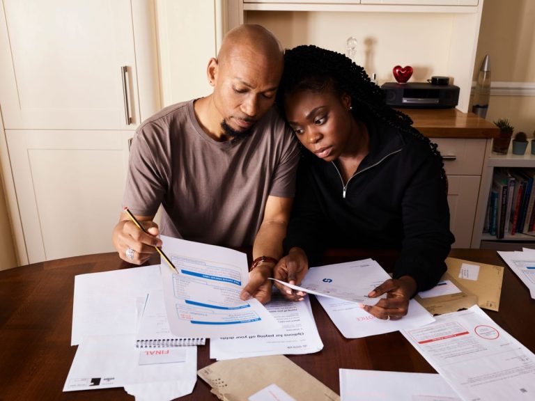 Featured image for Monthly Budget for Couples: A Step-by-Step System That Ends Money Fights in 60 Minutes - focus on Monthly budget for couples
